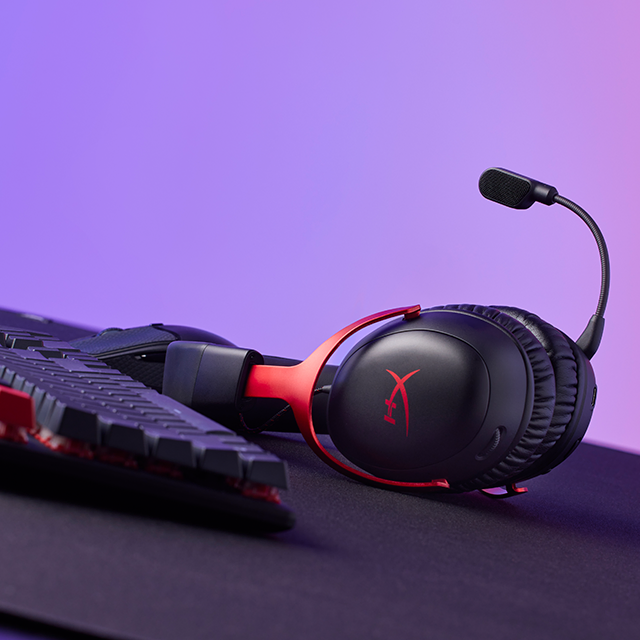 HyperX Cloud III Wirelessゲーミングヘッドセット